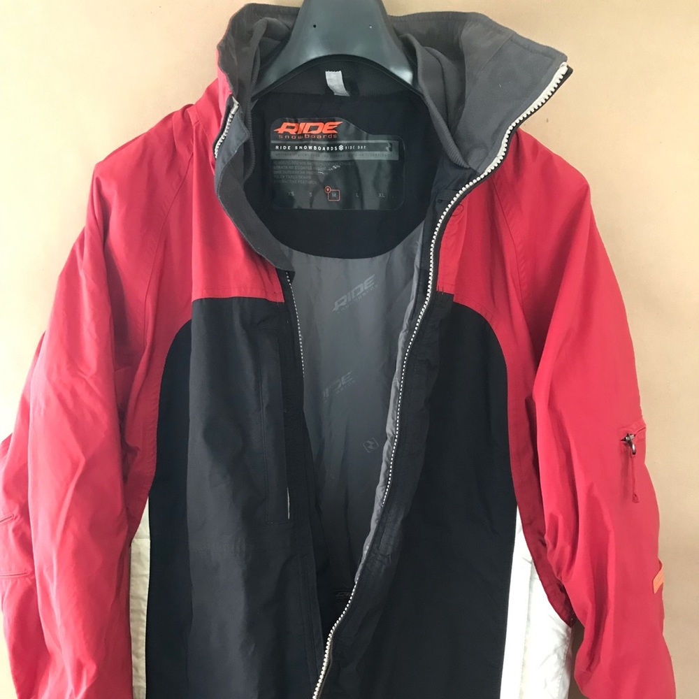 RIDE Women’s Snowboard Jacket size Medium